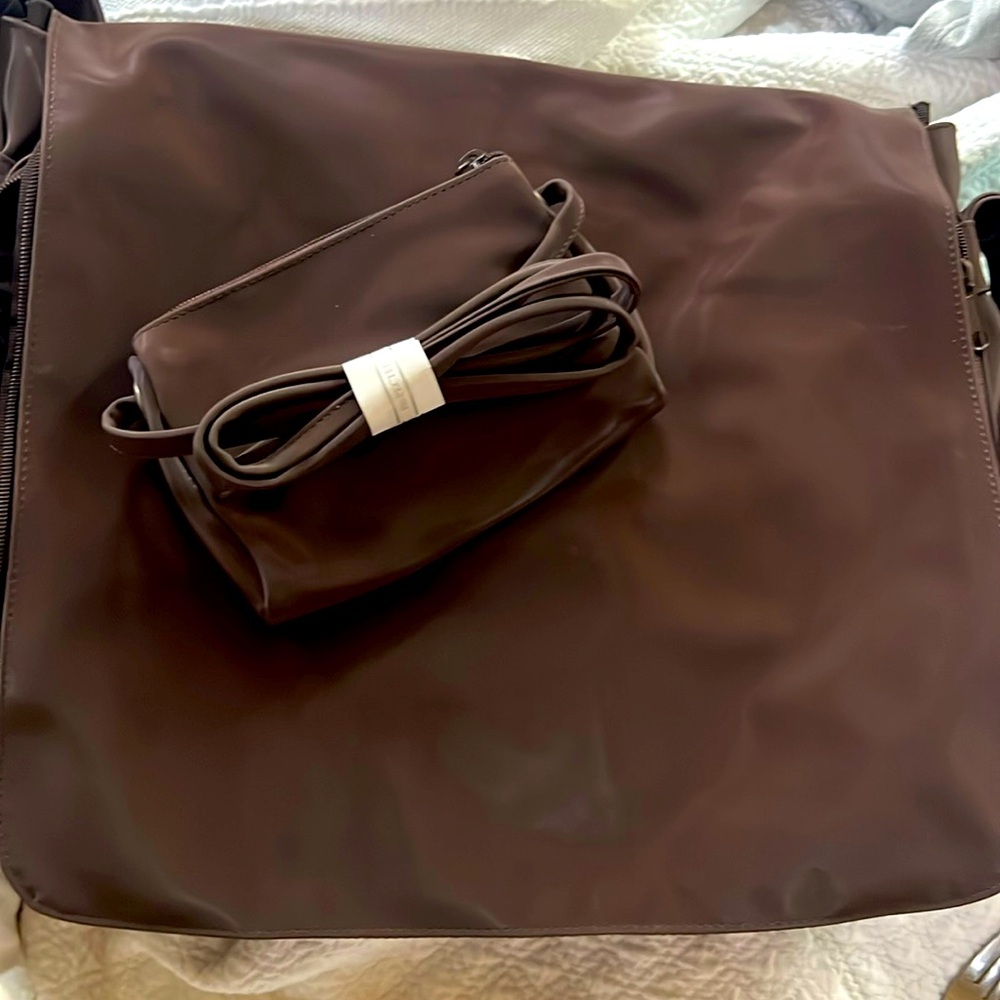 NWOT Linda Dano XL Chocolate🤎 Brown Messenger w/Matching 🤎 Crossbody Bag